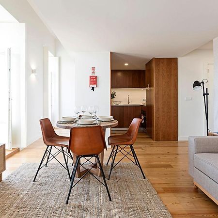 Stunning Duplex Near River By Lovelystay Porto Exterior foto